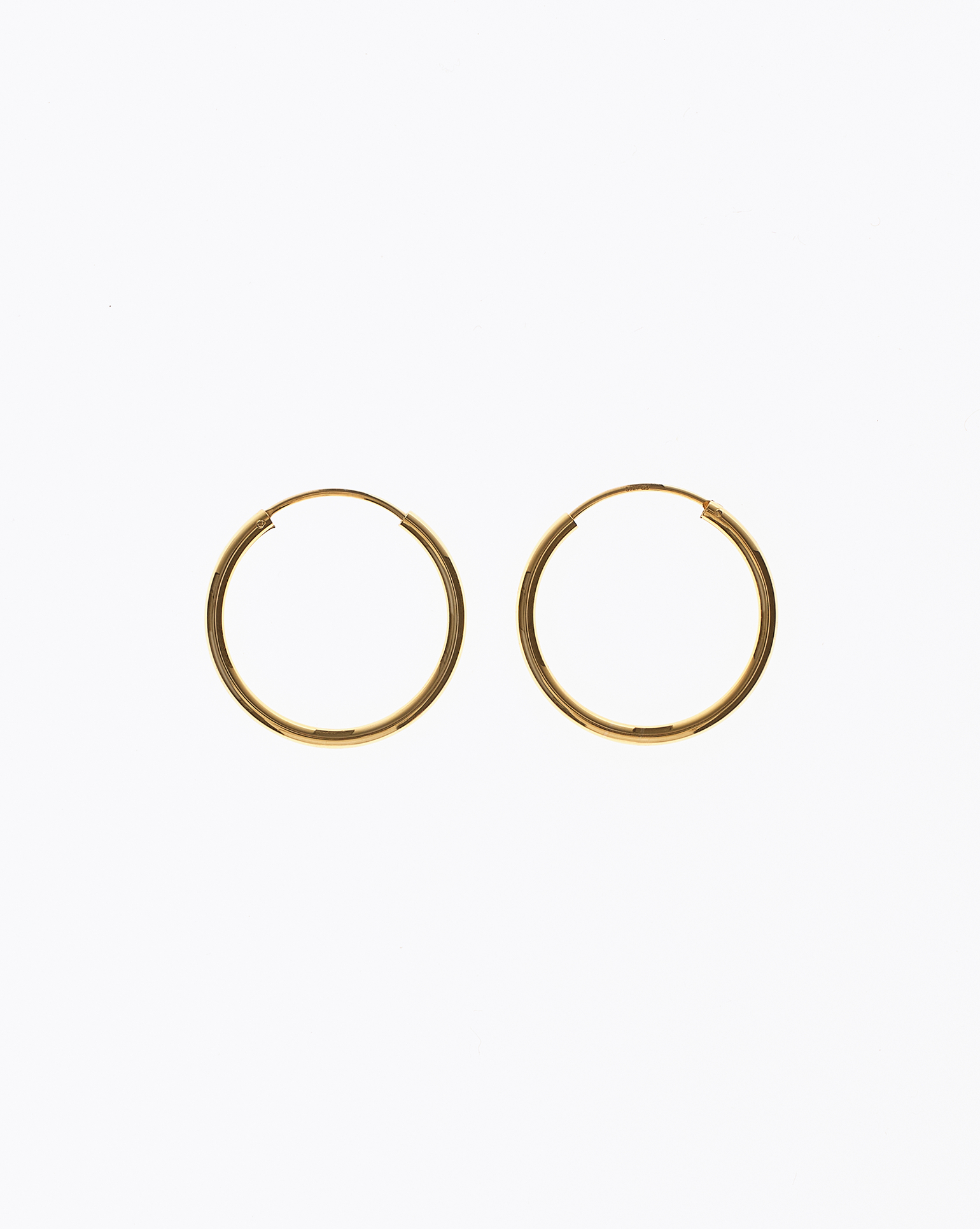 NOA SLIM HOOPS MEDIUM
