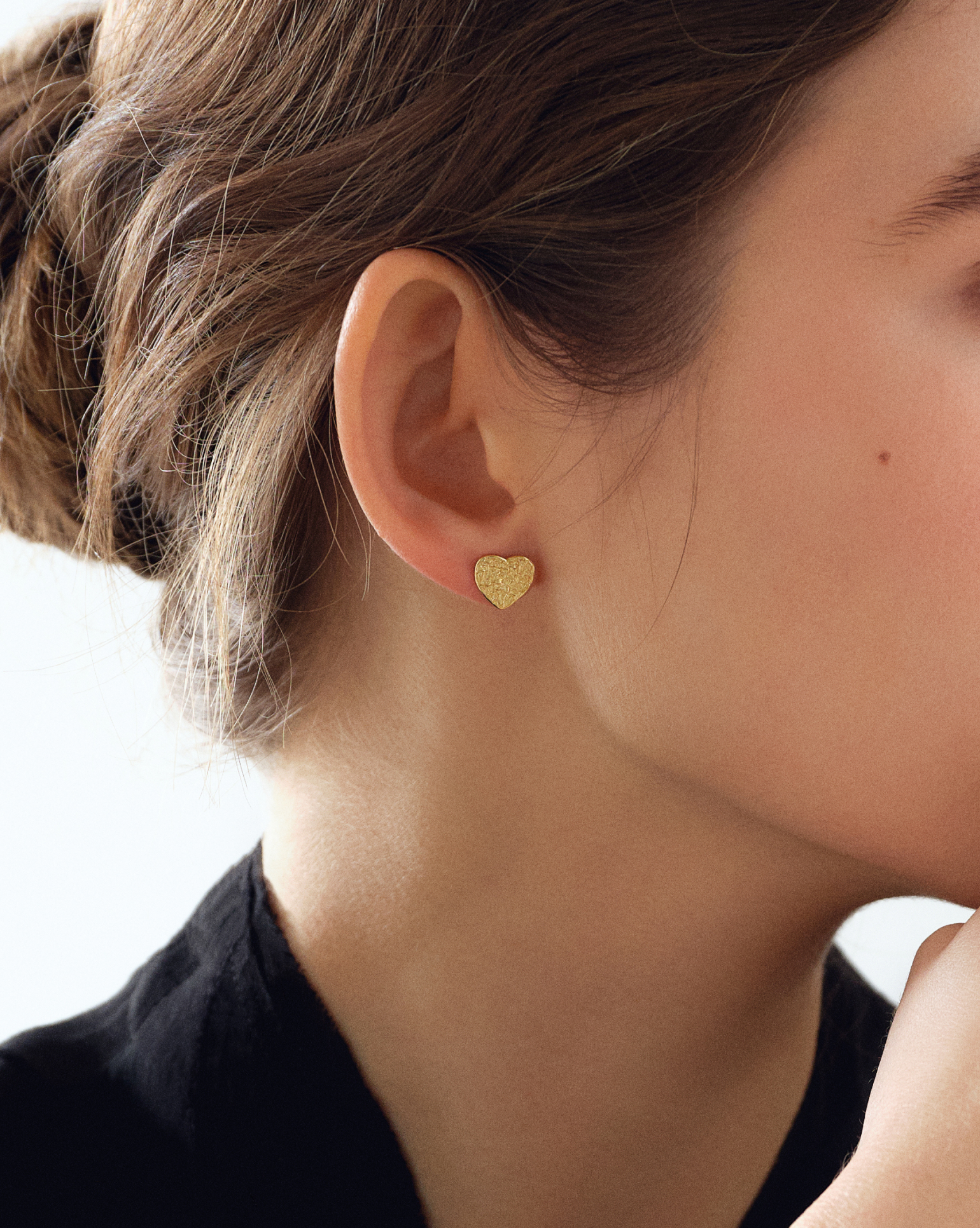 TESSA HEARTS STUDS GOLD