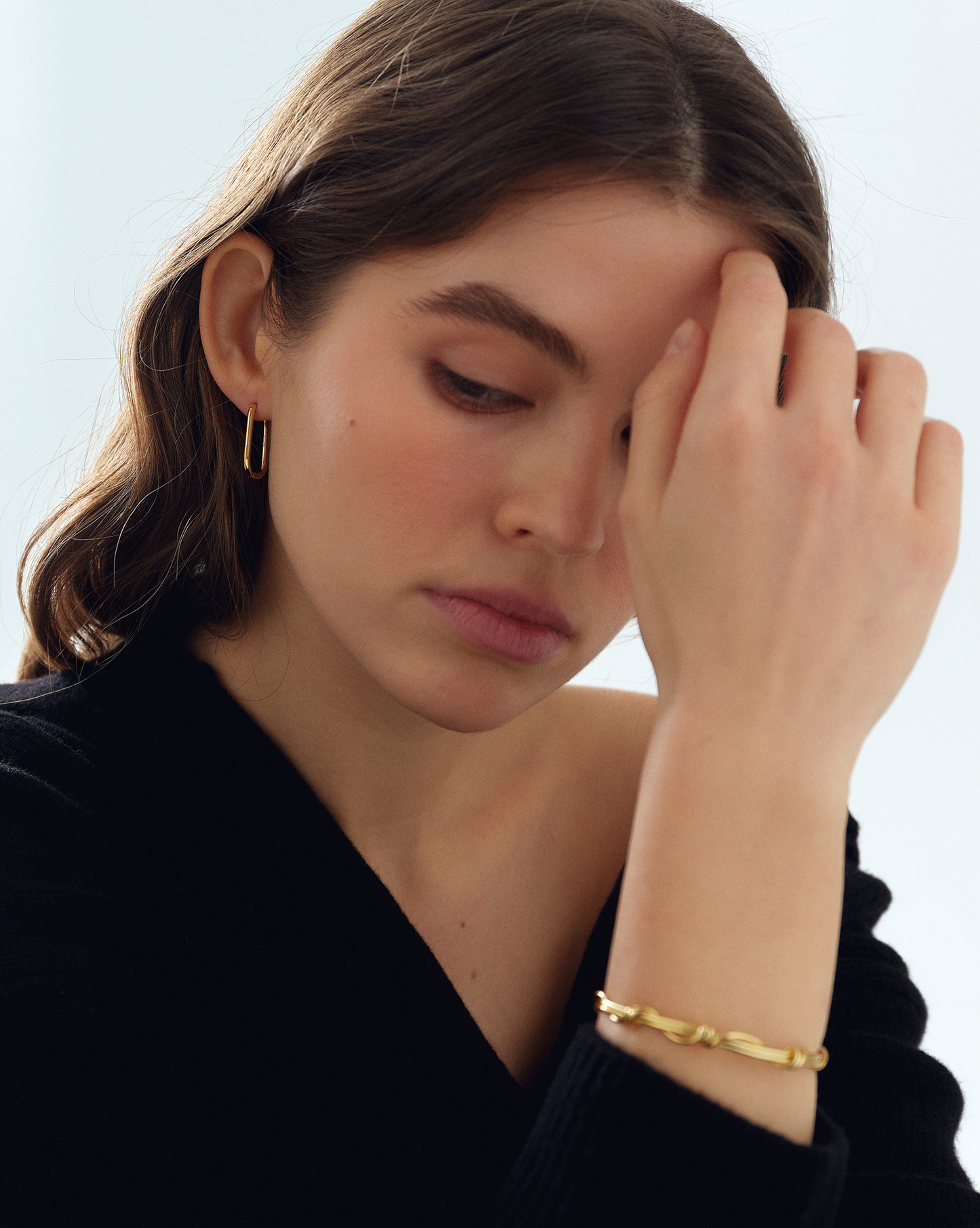 CELESTE HUGGIES GOLD
