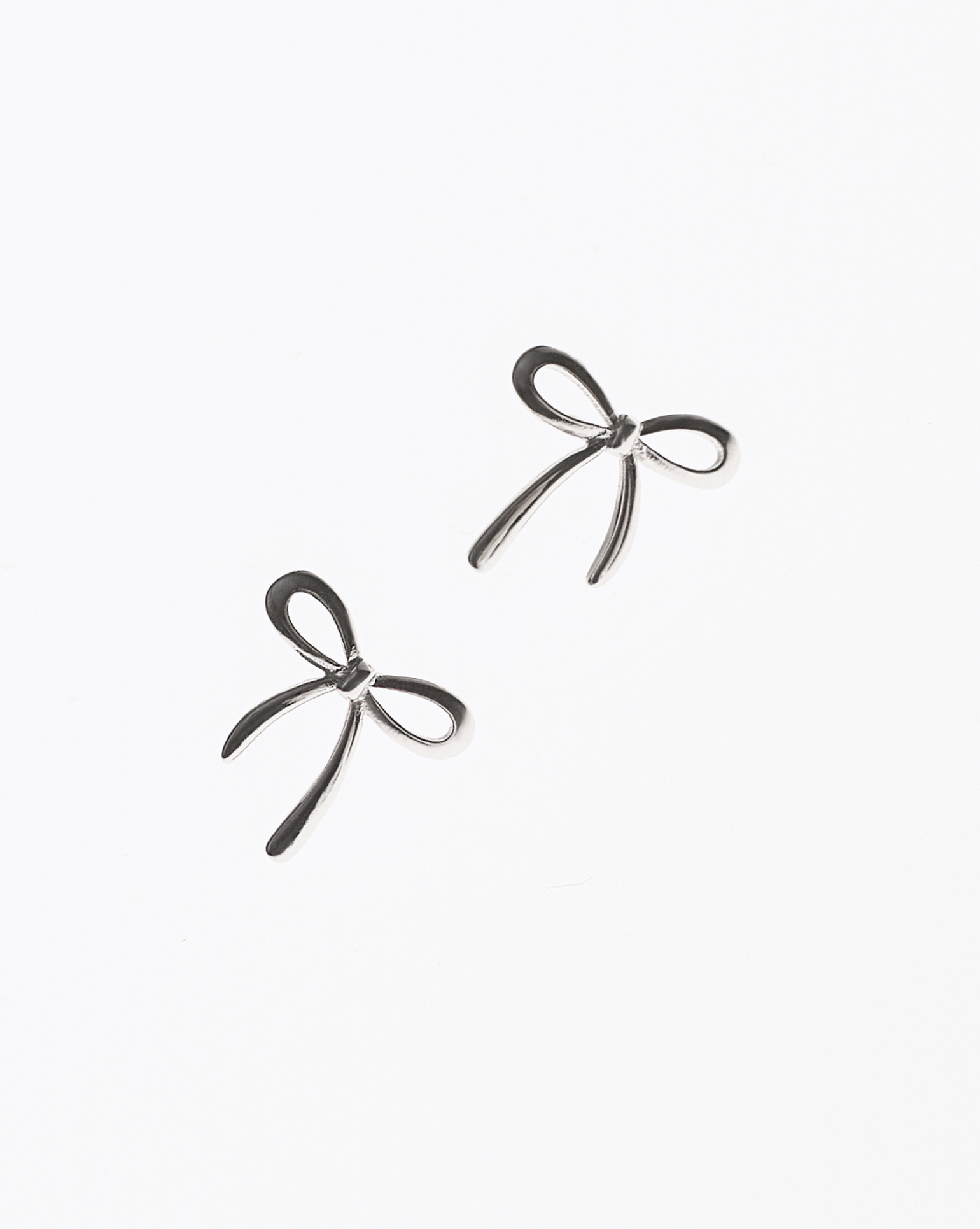 BELLA BOWS STUDS SILVER