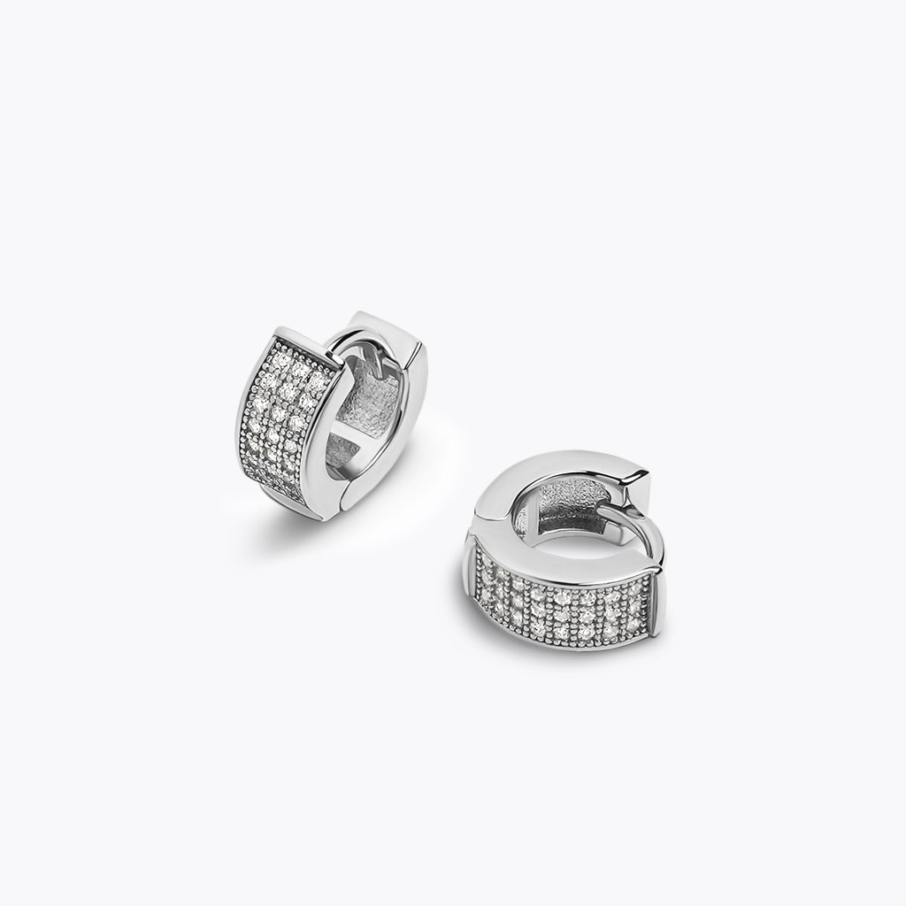 Elara Huggies Silver